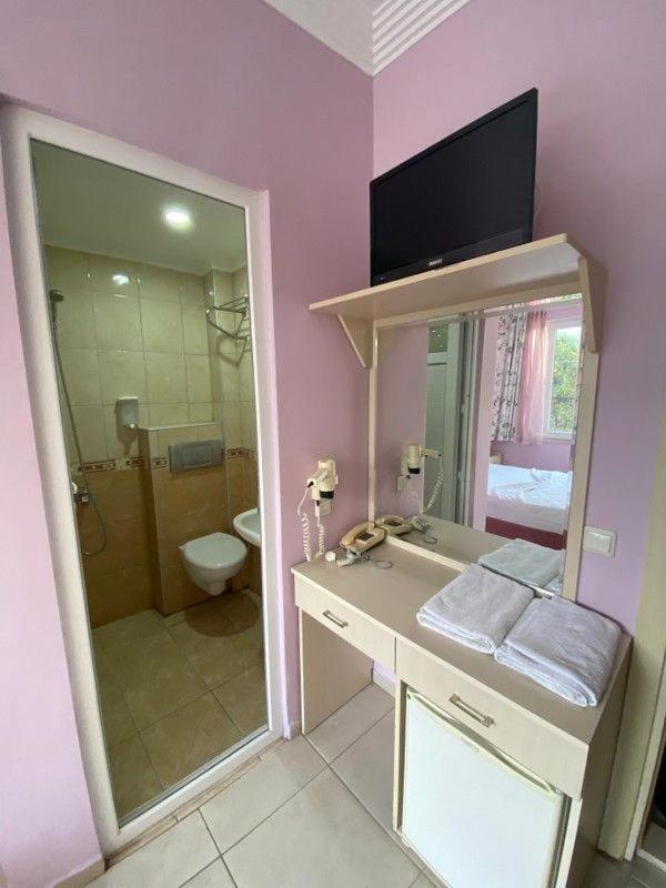 Отель Beachway & 3*