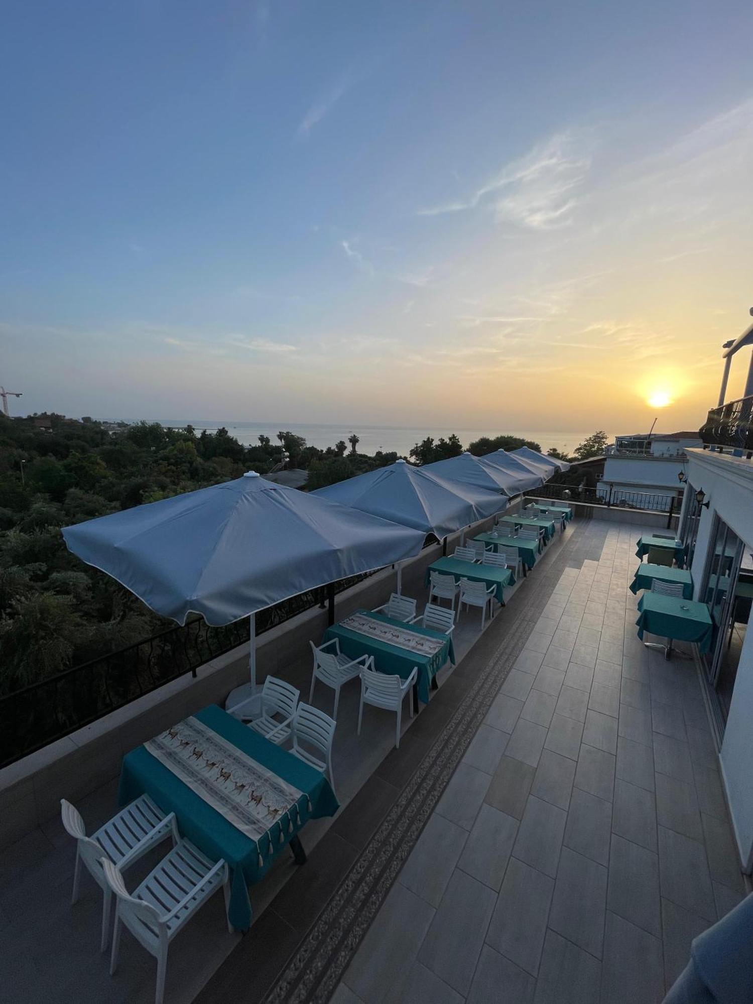 Отель Beachway & 3*