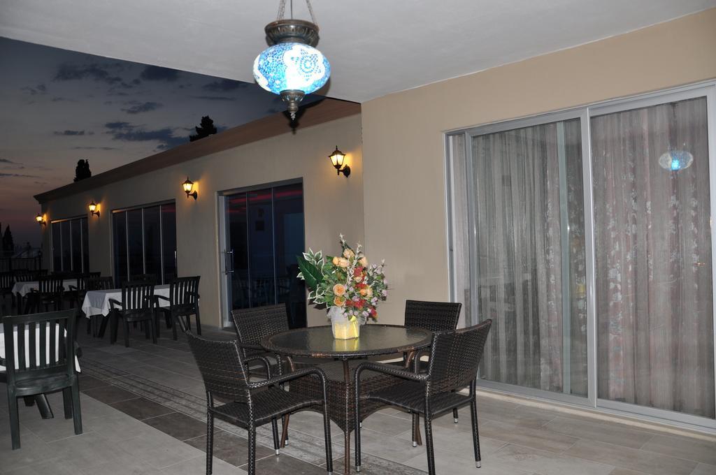 Отель Beachway & 3*